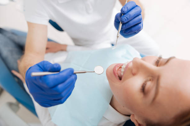 Best Veneers and Lumineers  in Oakland City, IN